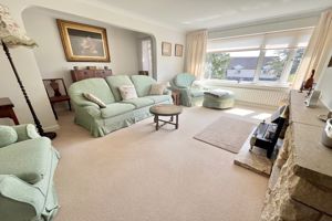 Lounge- click for photo gallery